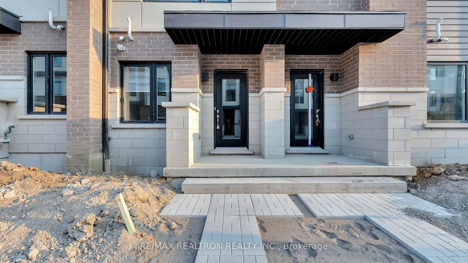 1695 Dersan Street, Unit 1204