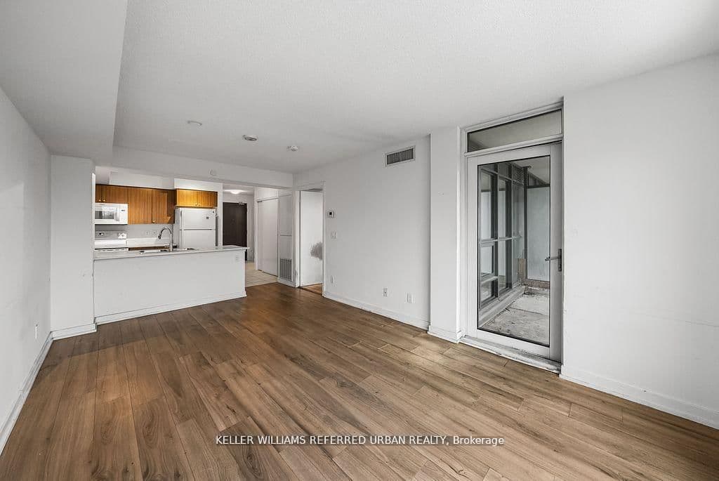 8 Trent Avenue, Unit 315