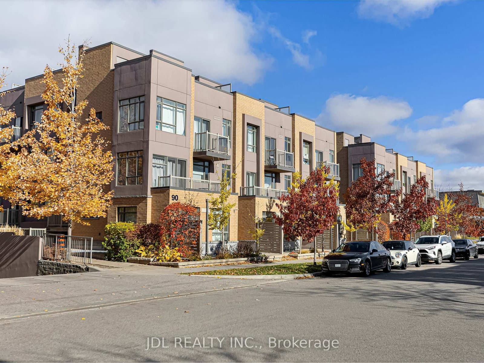 #307 - 90 Orchid Place Drive