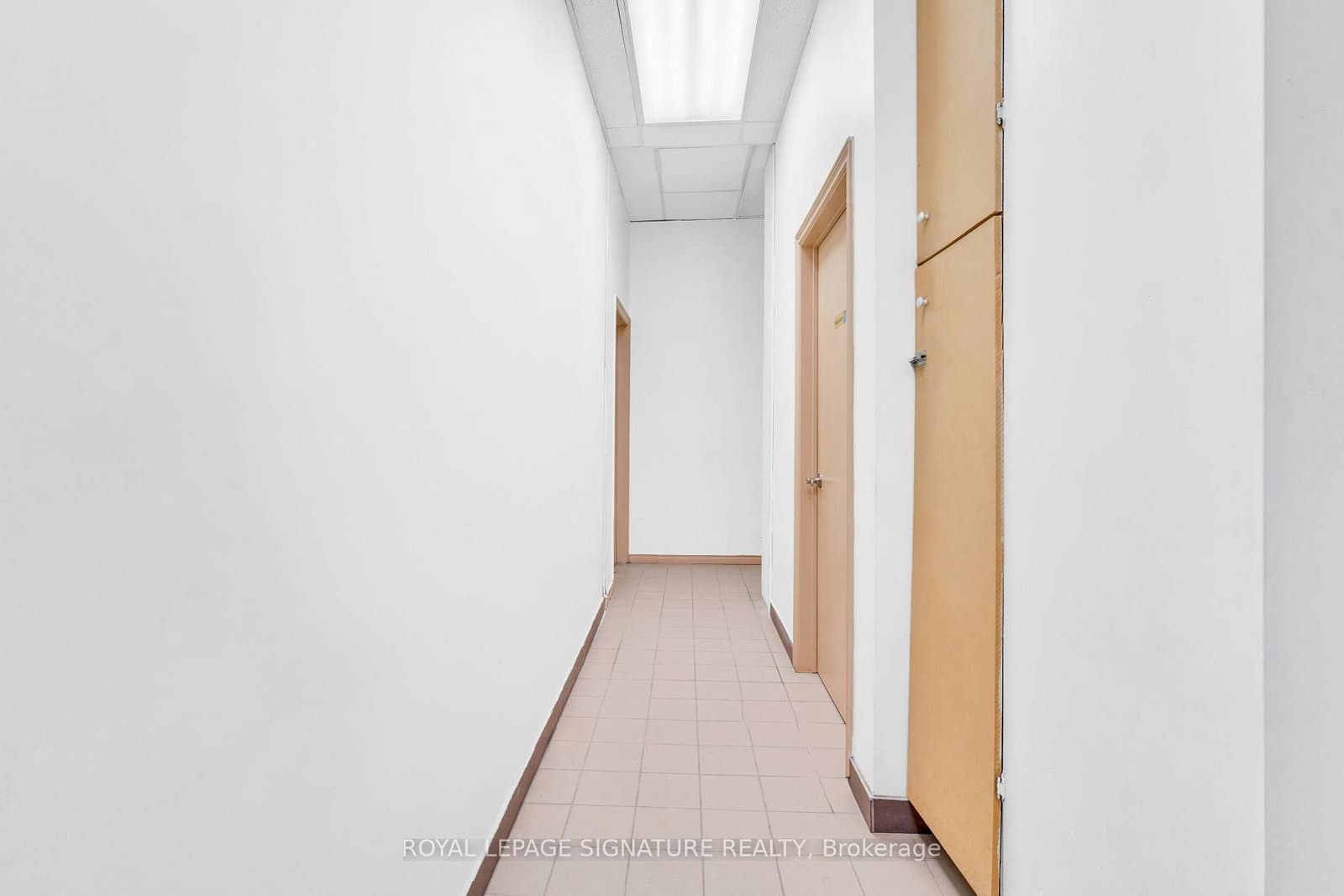 3155 Eglinton Avenue E, Unit 4 thumbnail 2