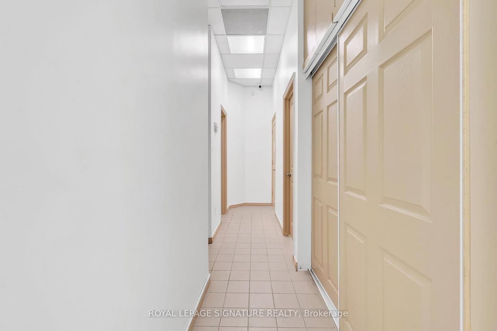 3155 Eglinton Avenue E, Unit 4 thumbnail 4