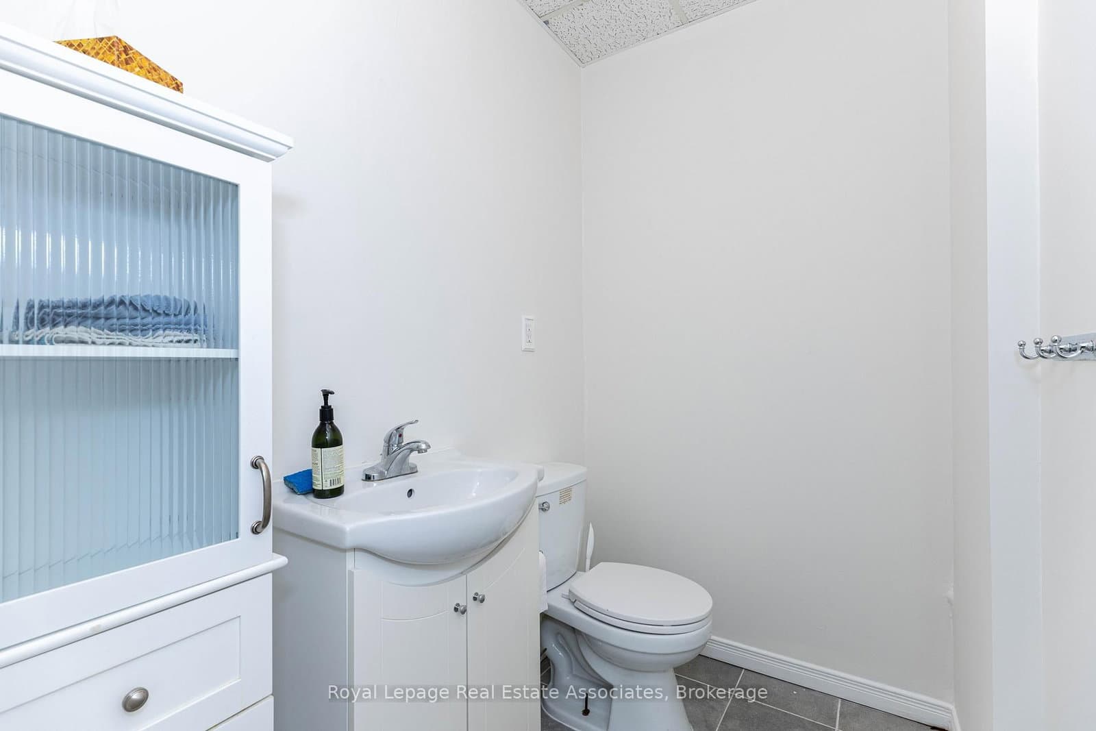 873 Broadview Avenue, Unit 201 thumbnail 12
