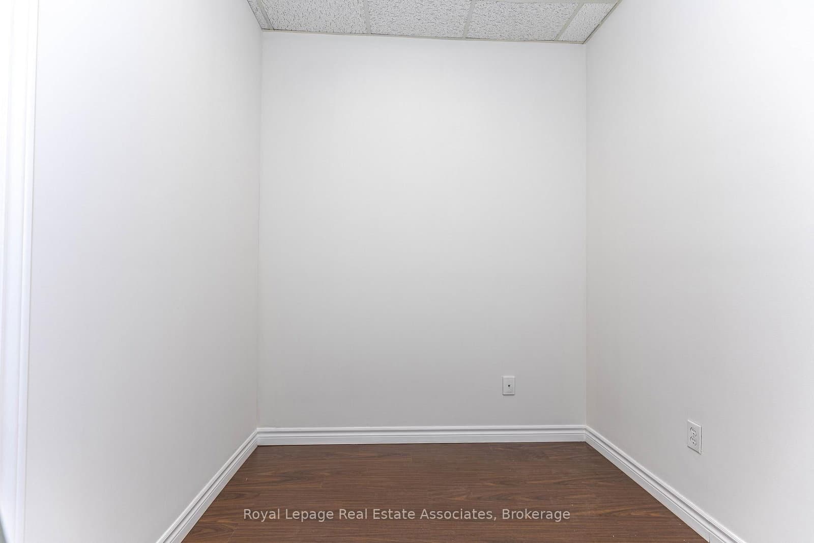 873 Broadview Avenue, Unit 201 thumbnail 15