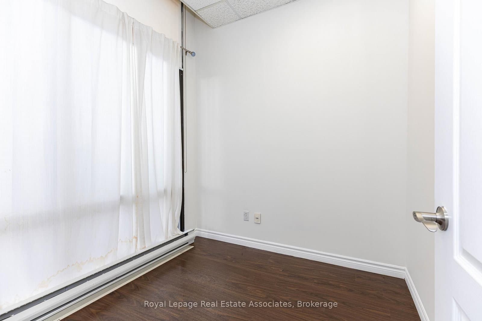 873 Broadview Avenue, Unit 201 thumbnail 18