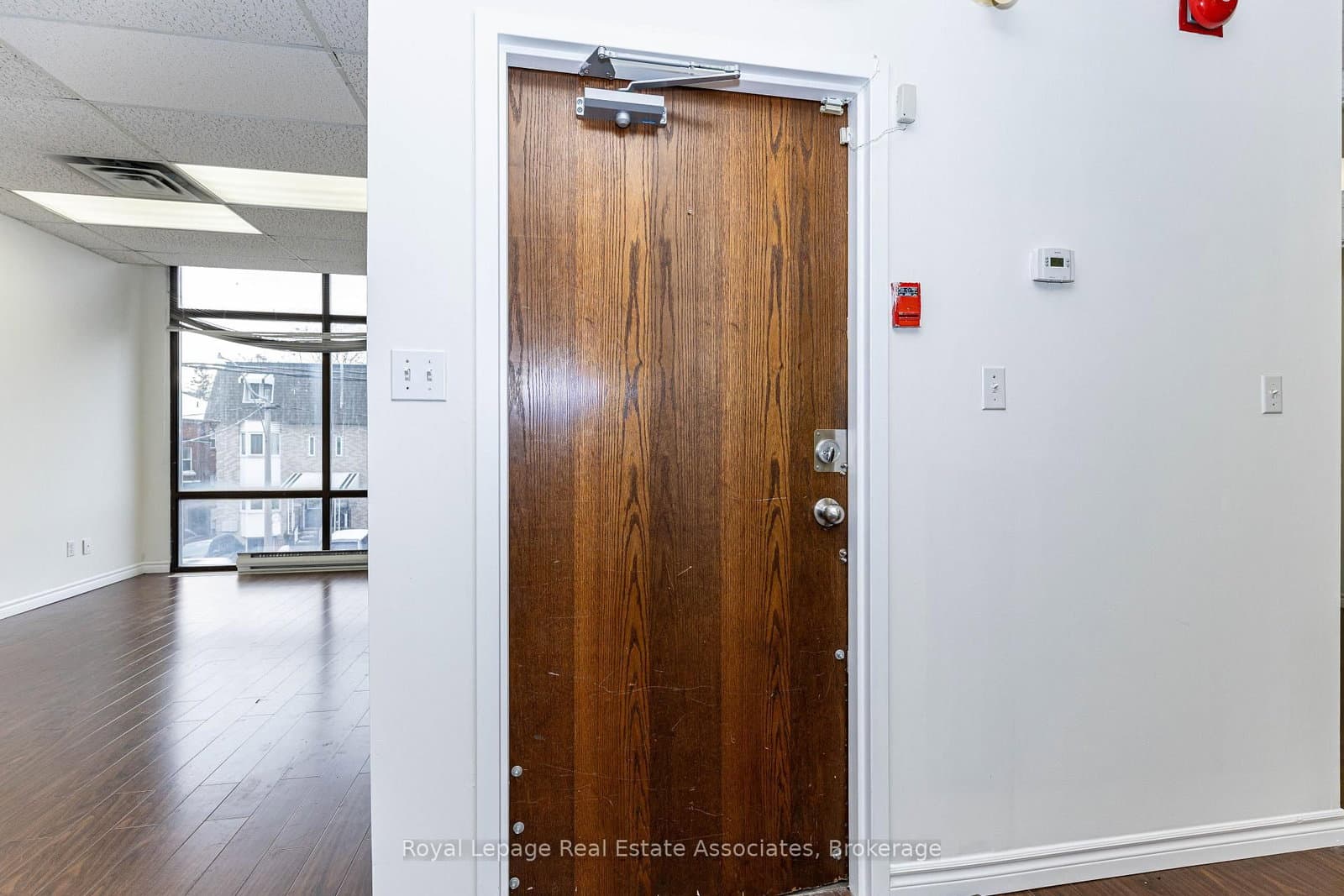 873 Broadview Avenue, Unit 201 thumbnail 4