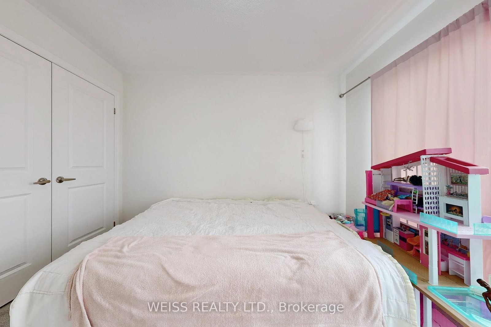 6729 Thickson Road N thumbnail 26