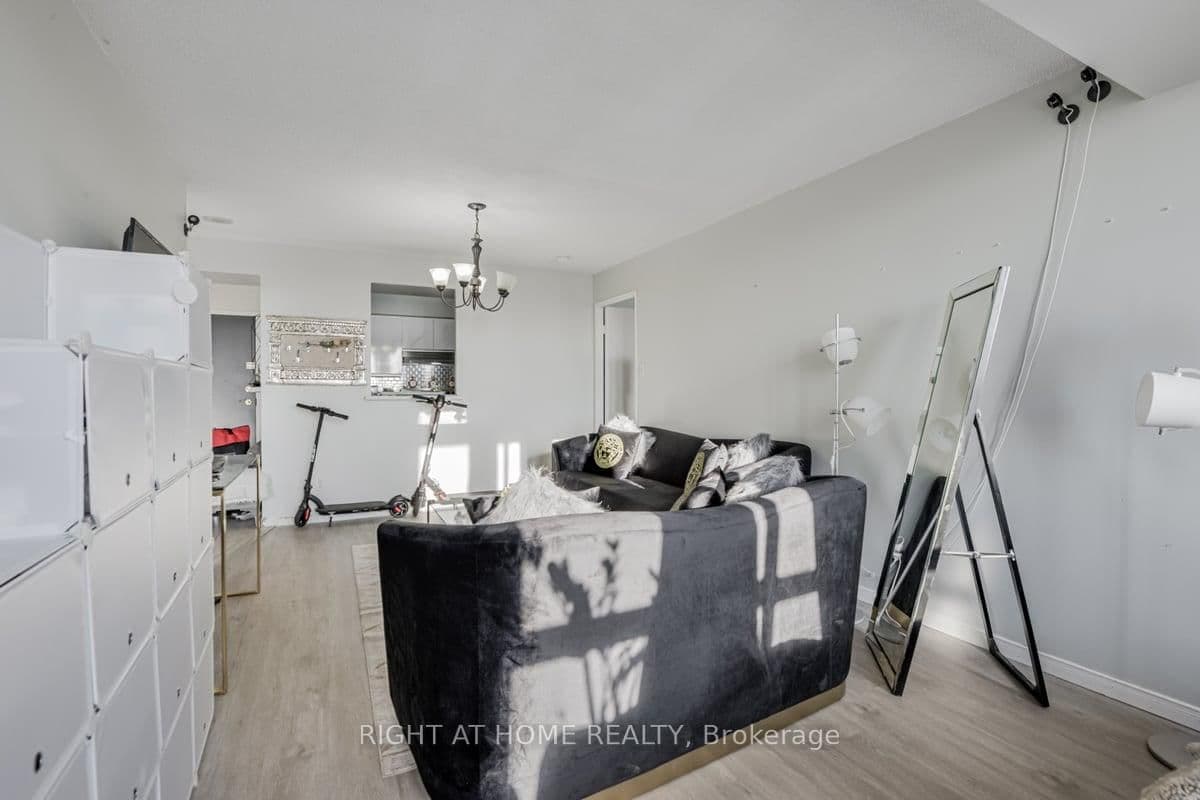 330 McCowan Road, Unit 1114 thumbnail 9