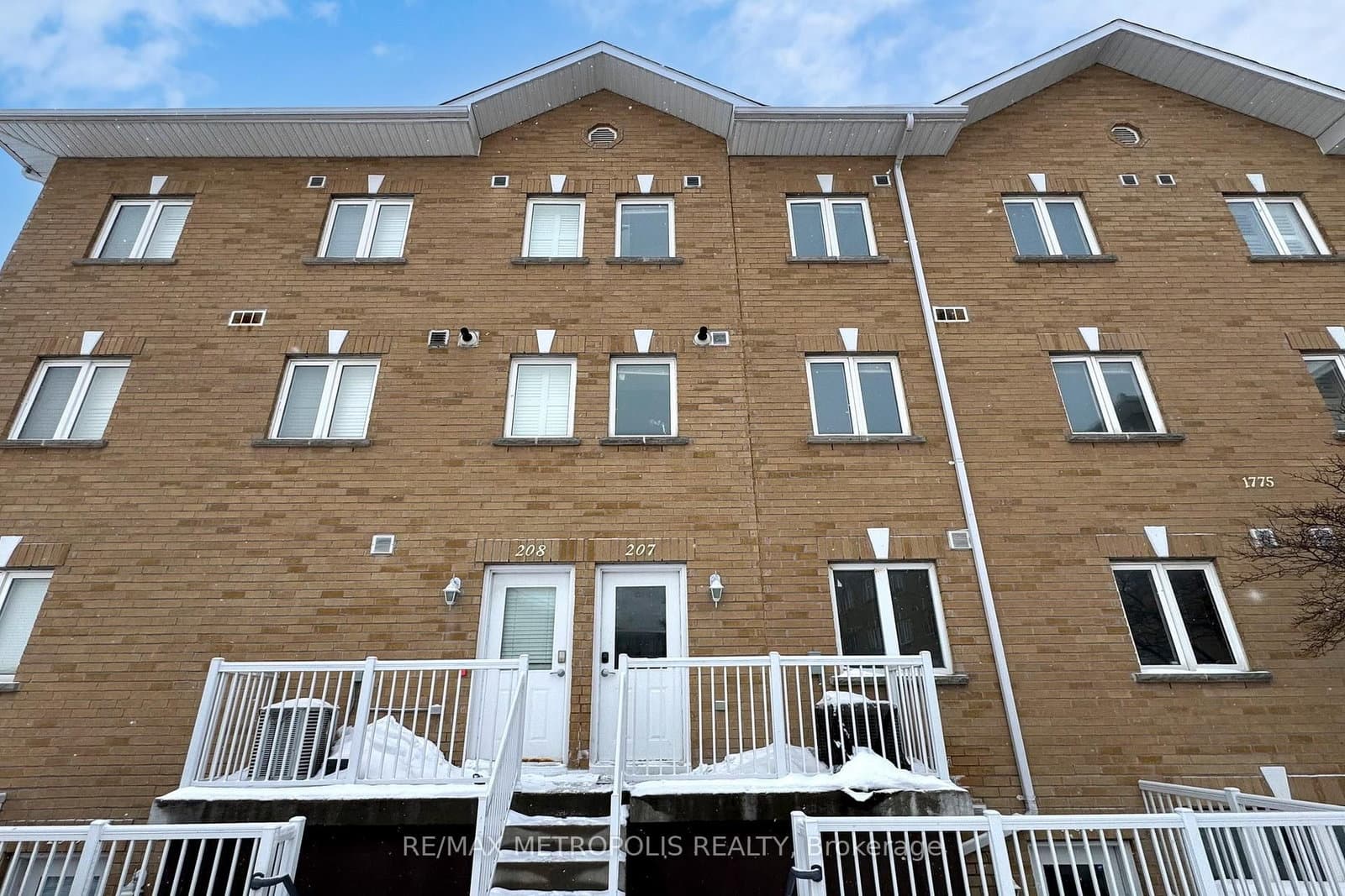 1775 Markham Road, Unit 207 thumbnail 2
