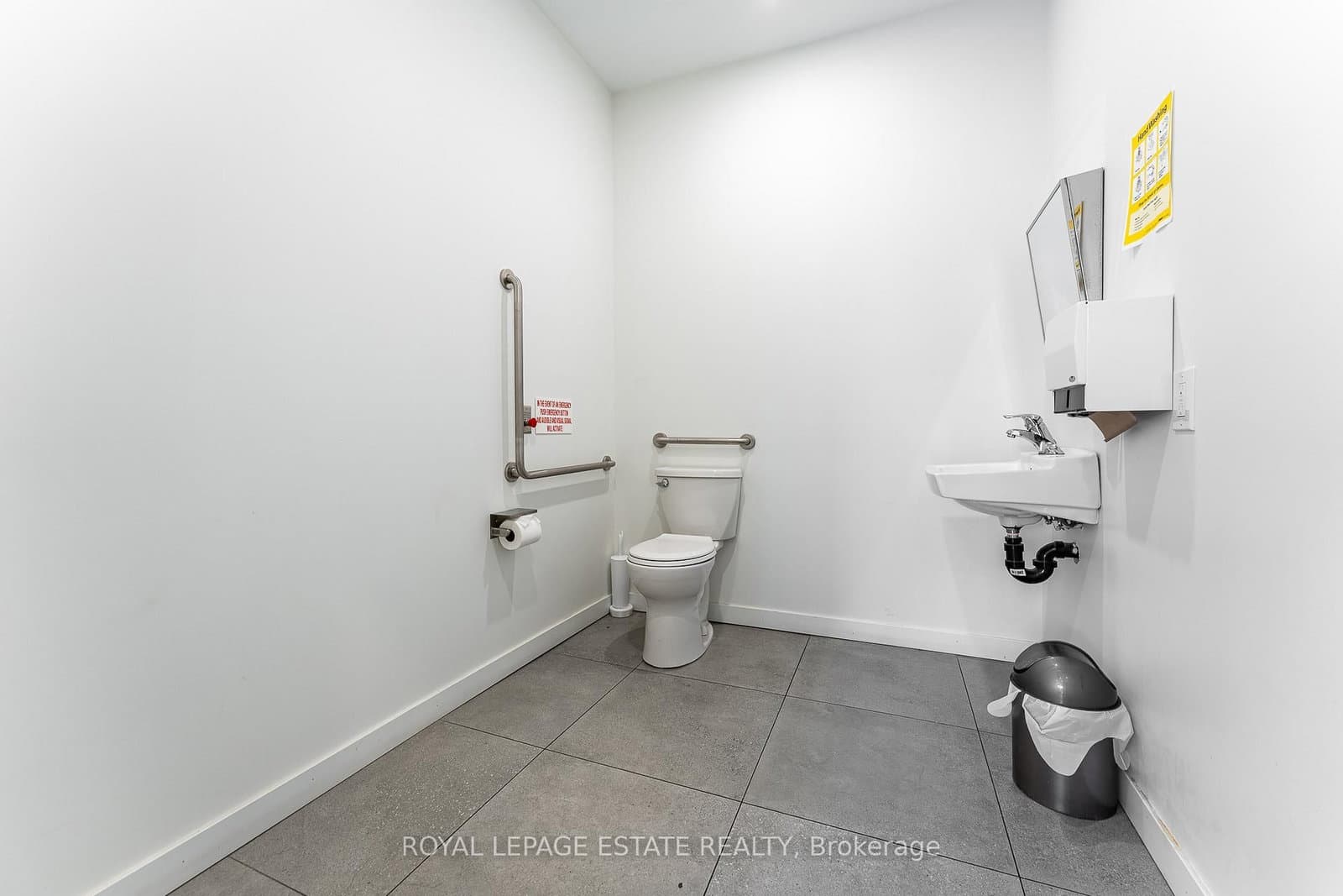 1007 Kingston Road thumbnail 10