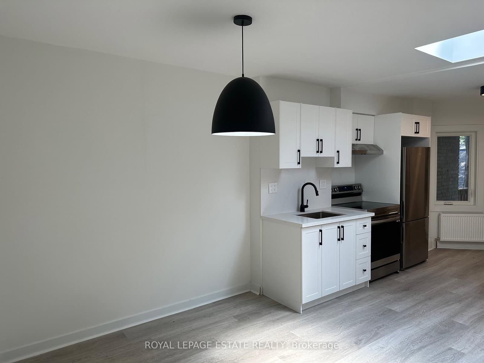 1007 Kingston Road thumbnail 19