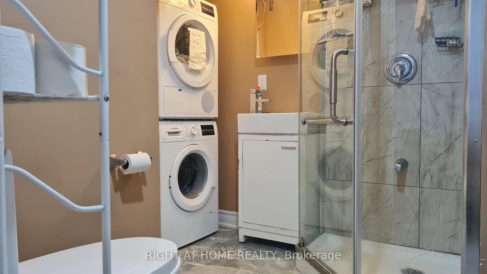 124 Overture Road, Unit BSMT thumbnail 15
