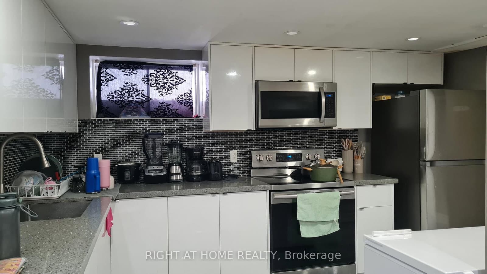 124 Overture Road, Unit BSMT thumbnail 7