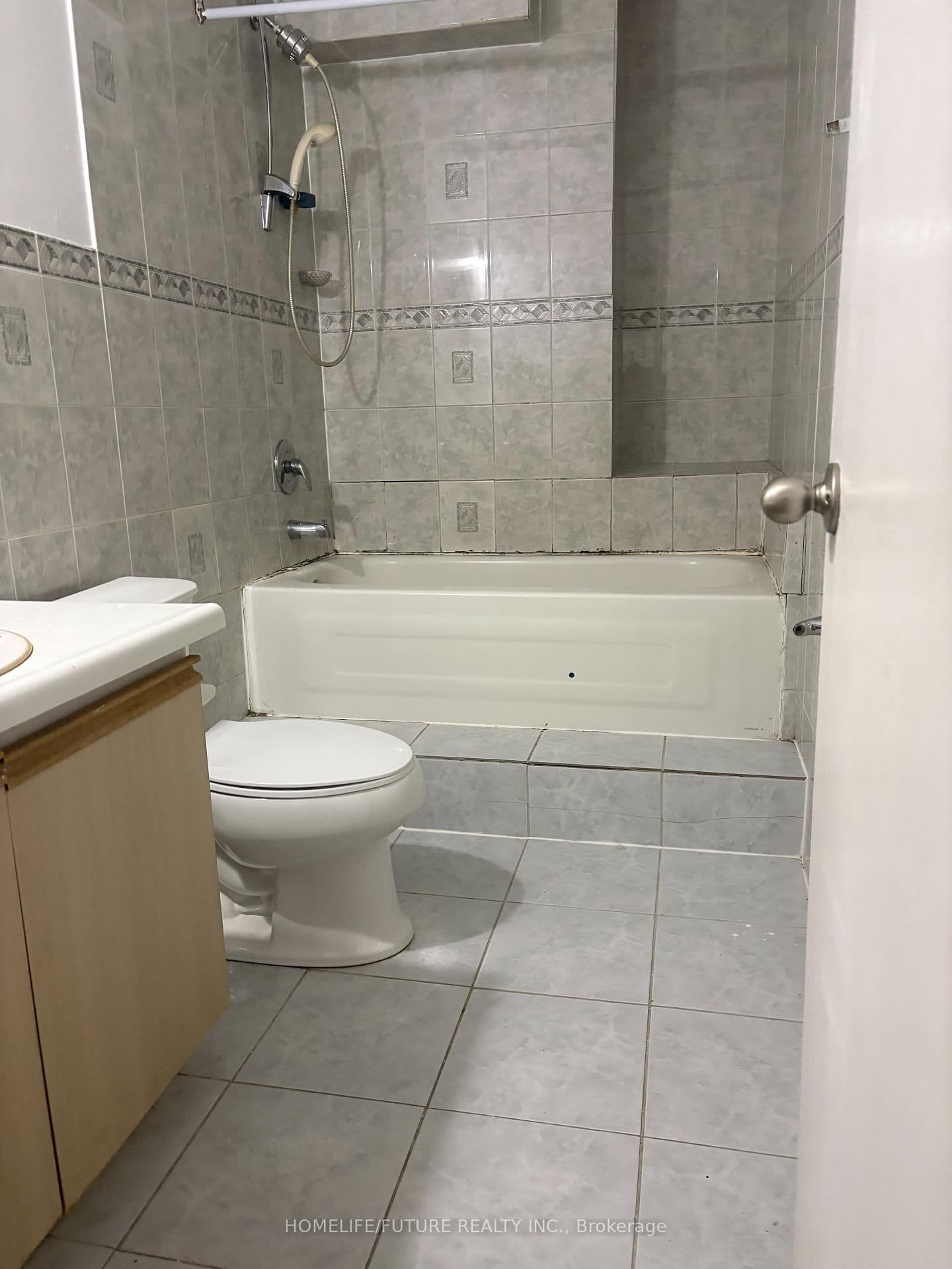4064 Lawrence Avenue E, Unit 210 thumbnail 7