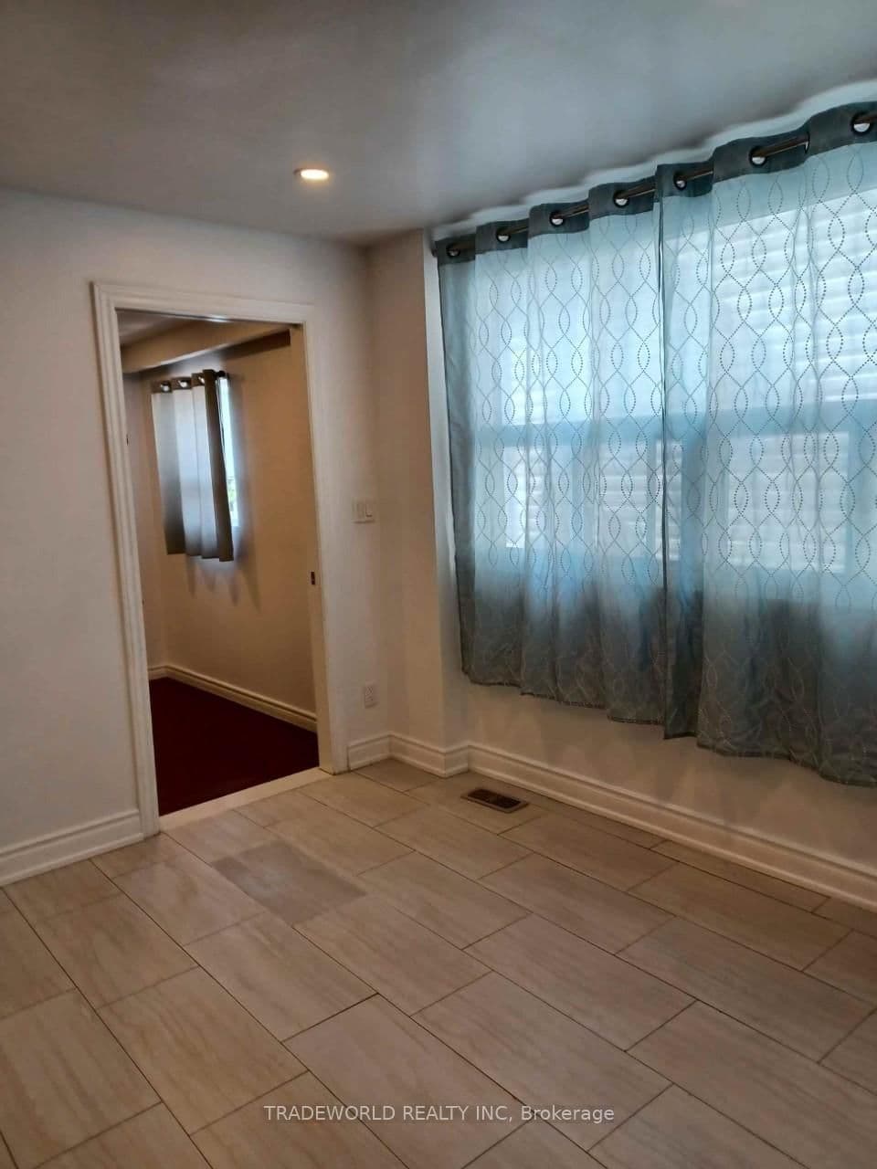 765 Gerrard Street E, Unit Main Fl thumbnail 4