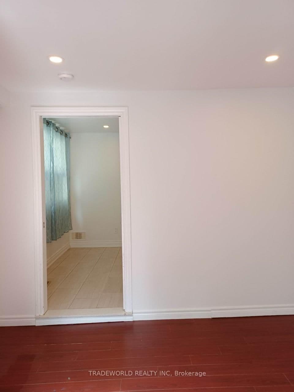 765 Gerrard Street E, Unit Main Fl thumbnail 6