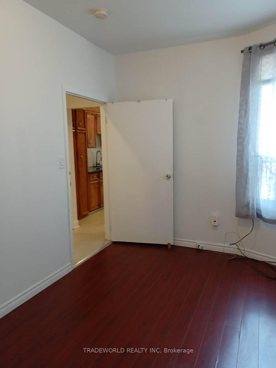 765 Gerrard Street E, Unit Main Fl thumbnail 8