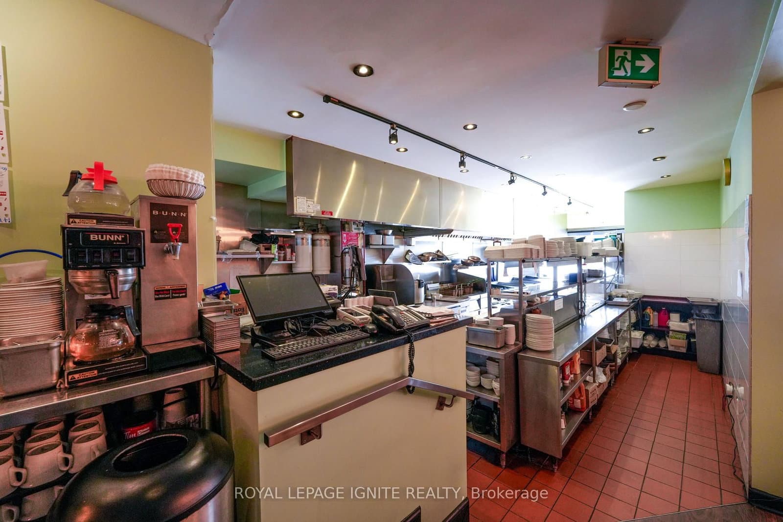 2024 Queen Street E, Unit 2022 thumbnail 15