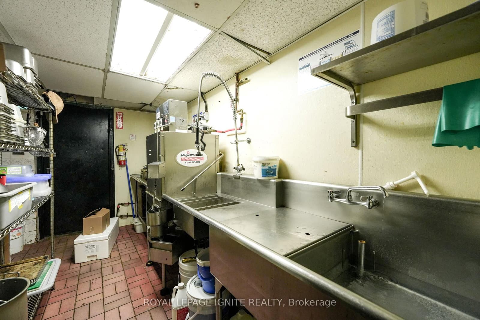 2024 Queen Street E, Unit 2022 thumbnail 25