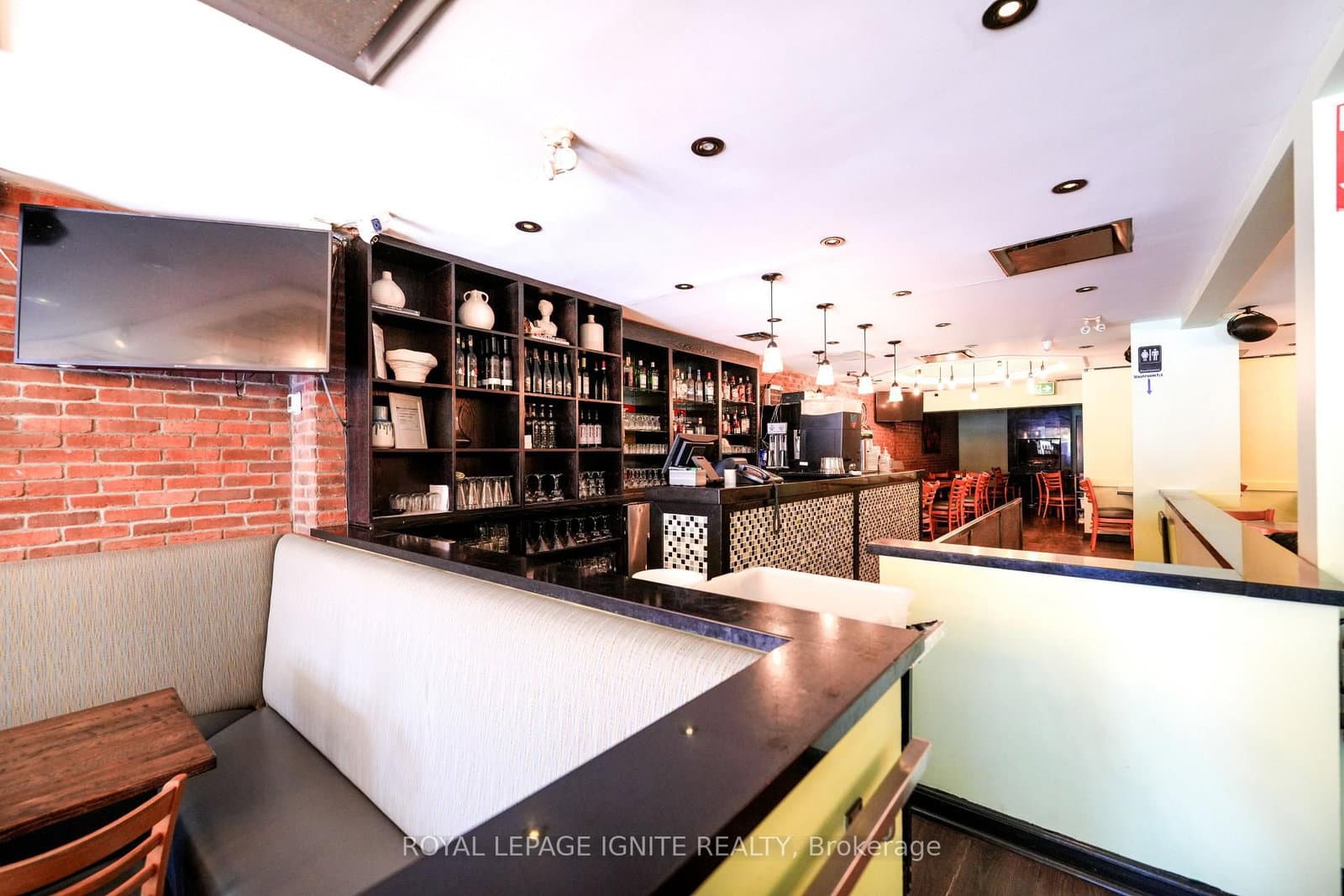 2024 Queen Street E, Unit 2022 thumbnail 37