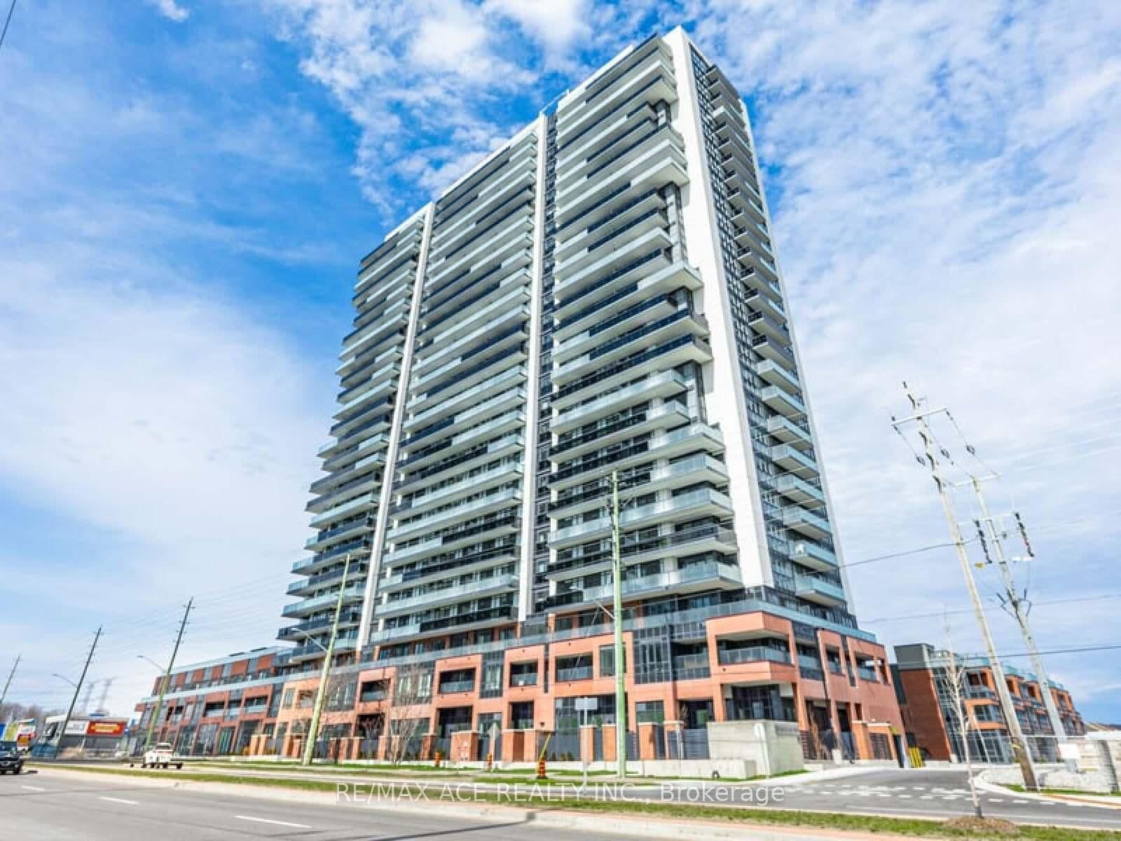 2545 Simcoe Street N, Unit PH 12