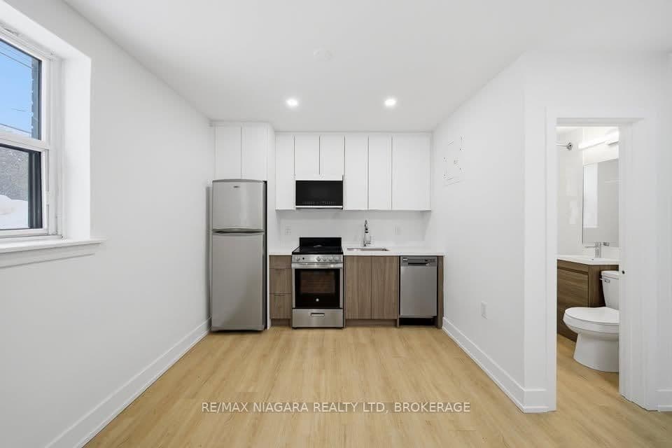 995 O'connor Drive thumbnail 2