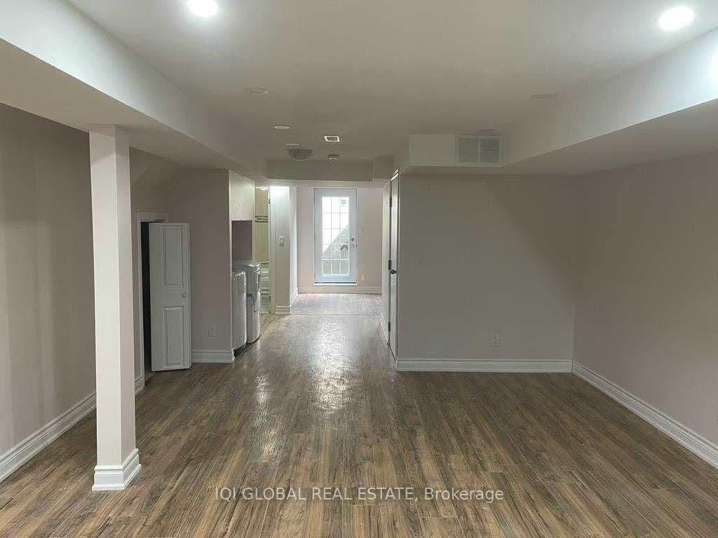 29 Nobbs Drive, Unit Bsmt thumbnail 2