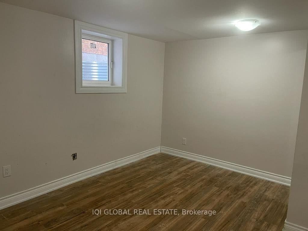 29 Nobbs Drive, Unit Bsmt thumbnail 8