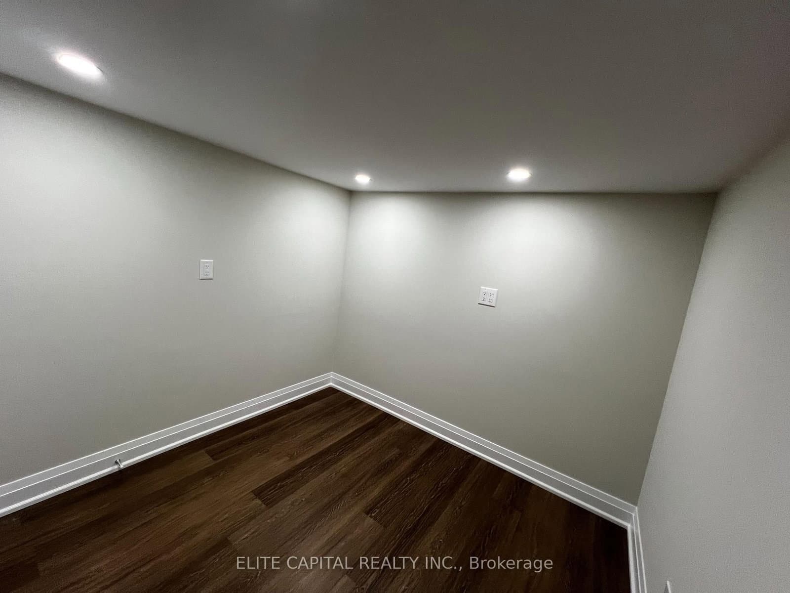 218 Chartland Boulevard S thumbnail 17