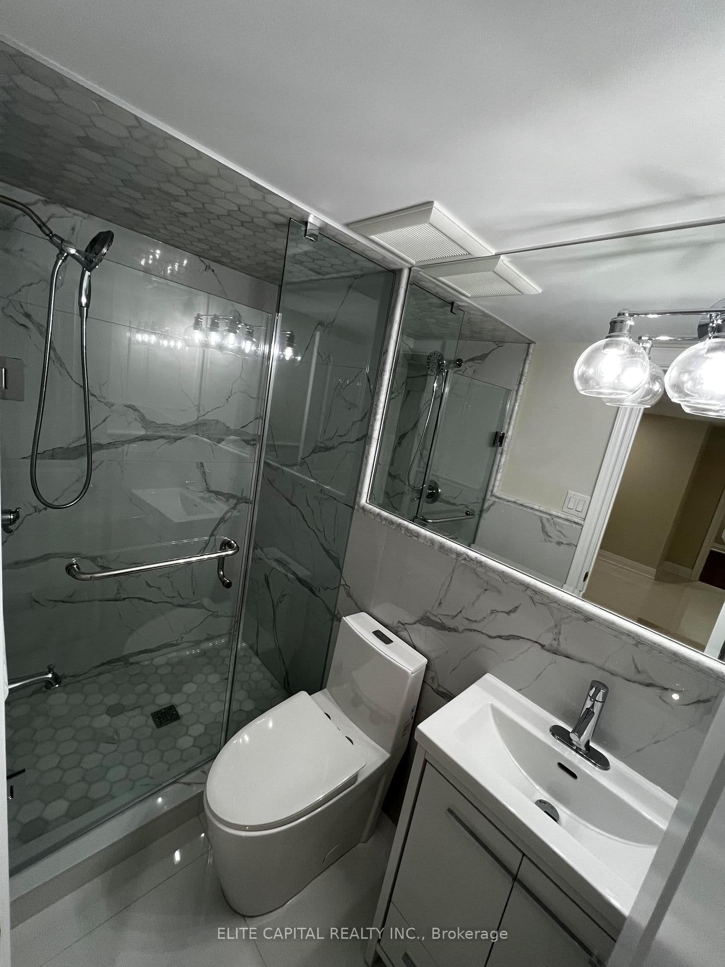 218 Chartland Boulevard S thumbnail 22