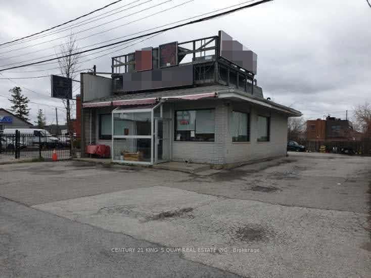 58 Redlea Avenue thumbnail 2