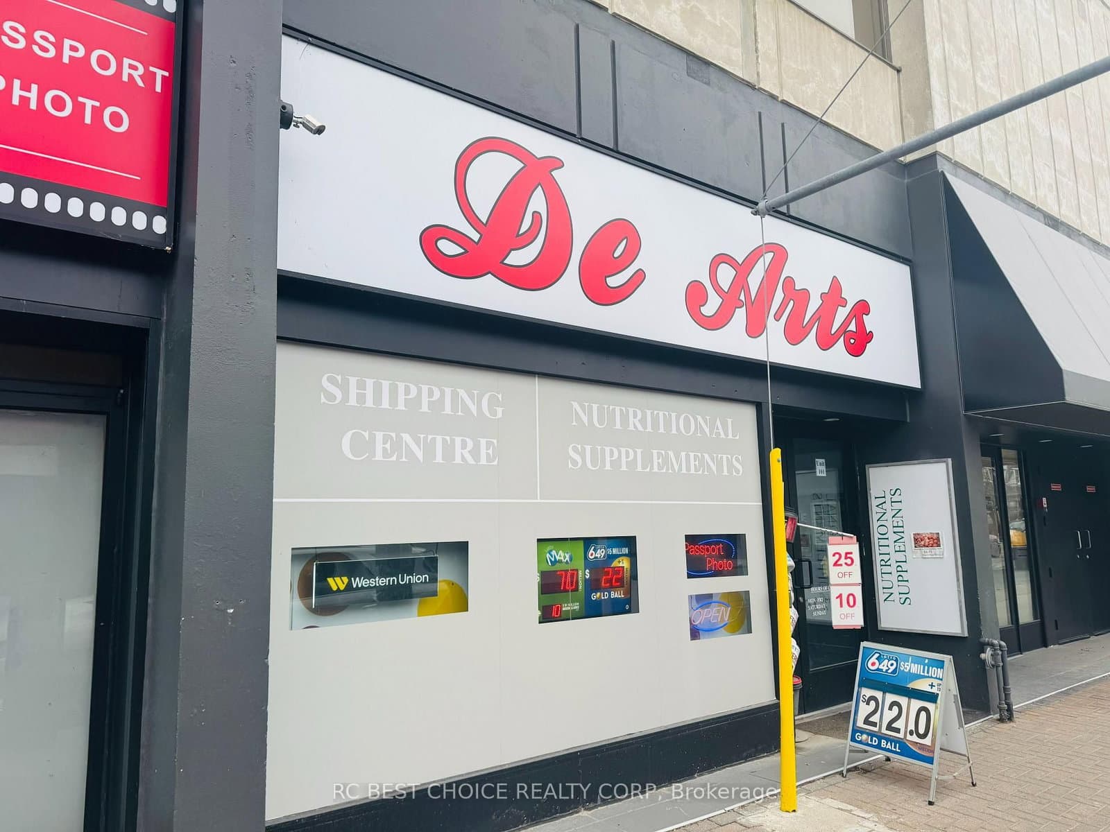 #101 - 300 Coxwell Avenue