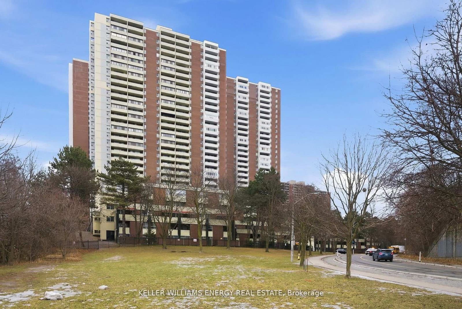 #1514 - 1 Massey Square