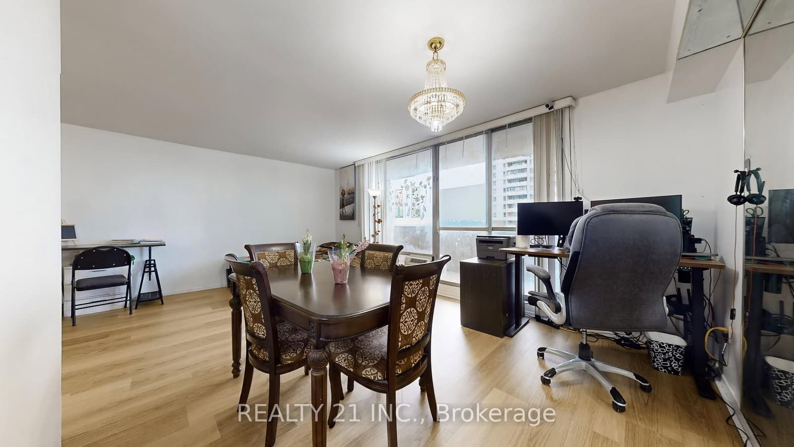5 Massey Square, Unit 2103 thumbnail 13