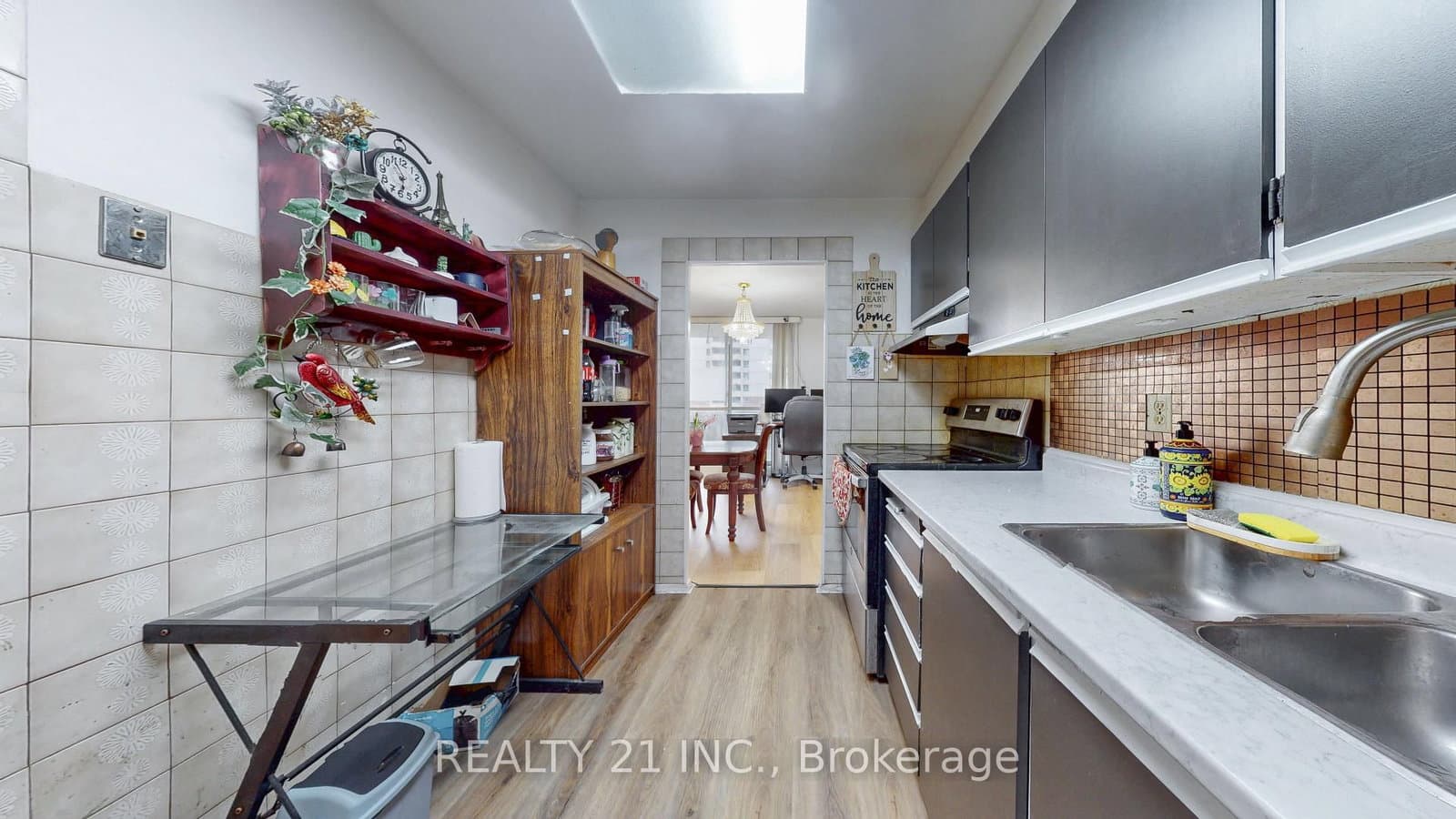 5 Massey Square, Unit 2103 thumbnail 18