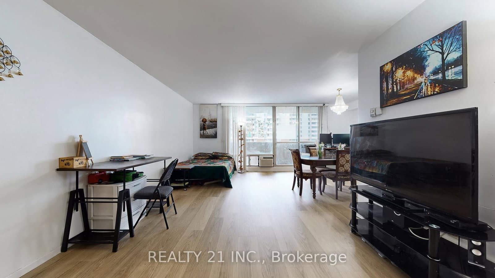 5 Massey Square, Unit 2103 thumbnail 9