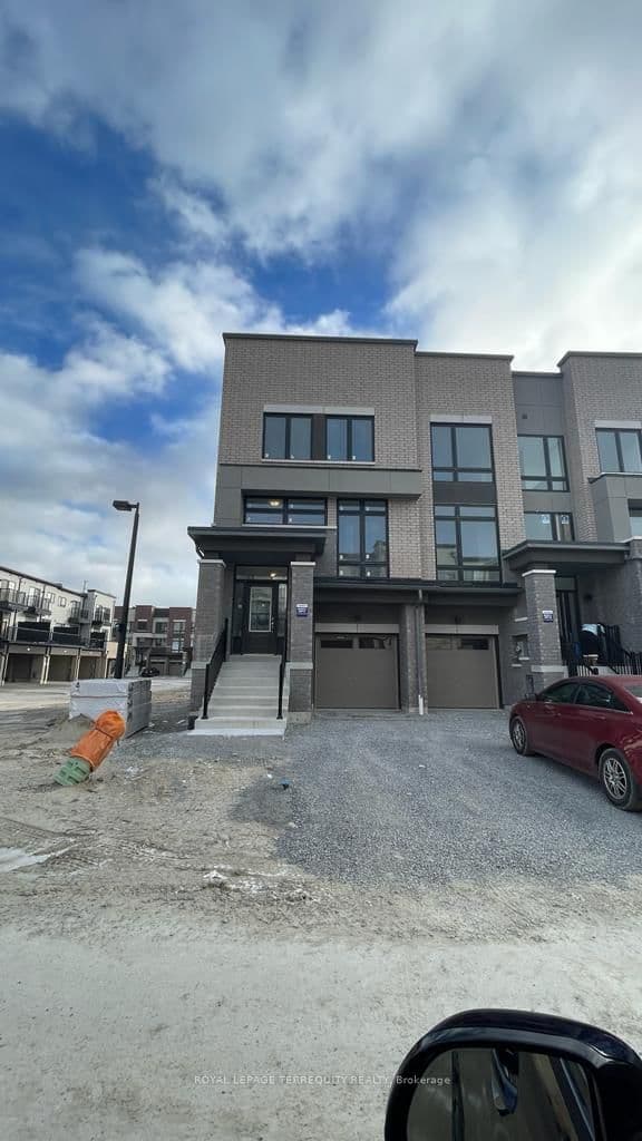 815 Stanstead Path