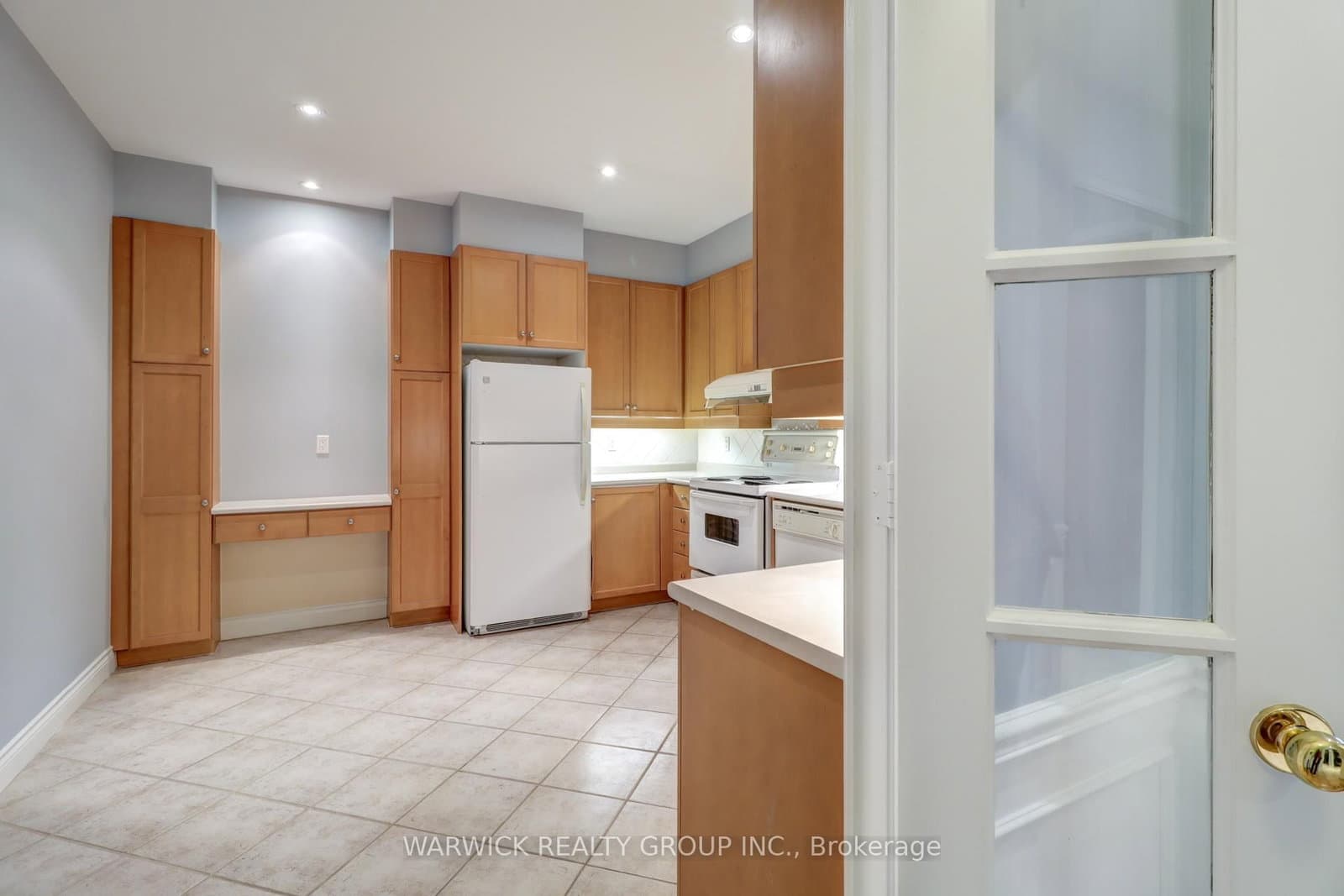 228 Bonis Avenue, Unit 102 thumbnail 4