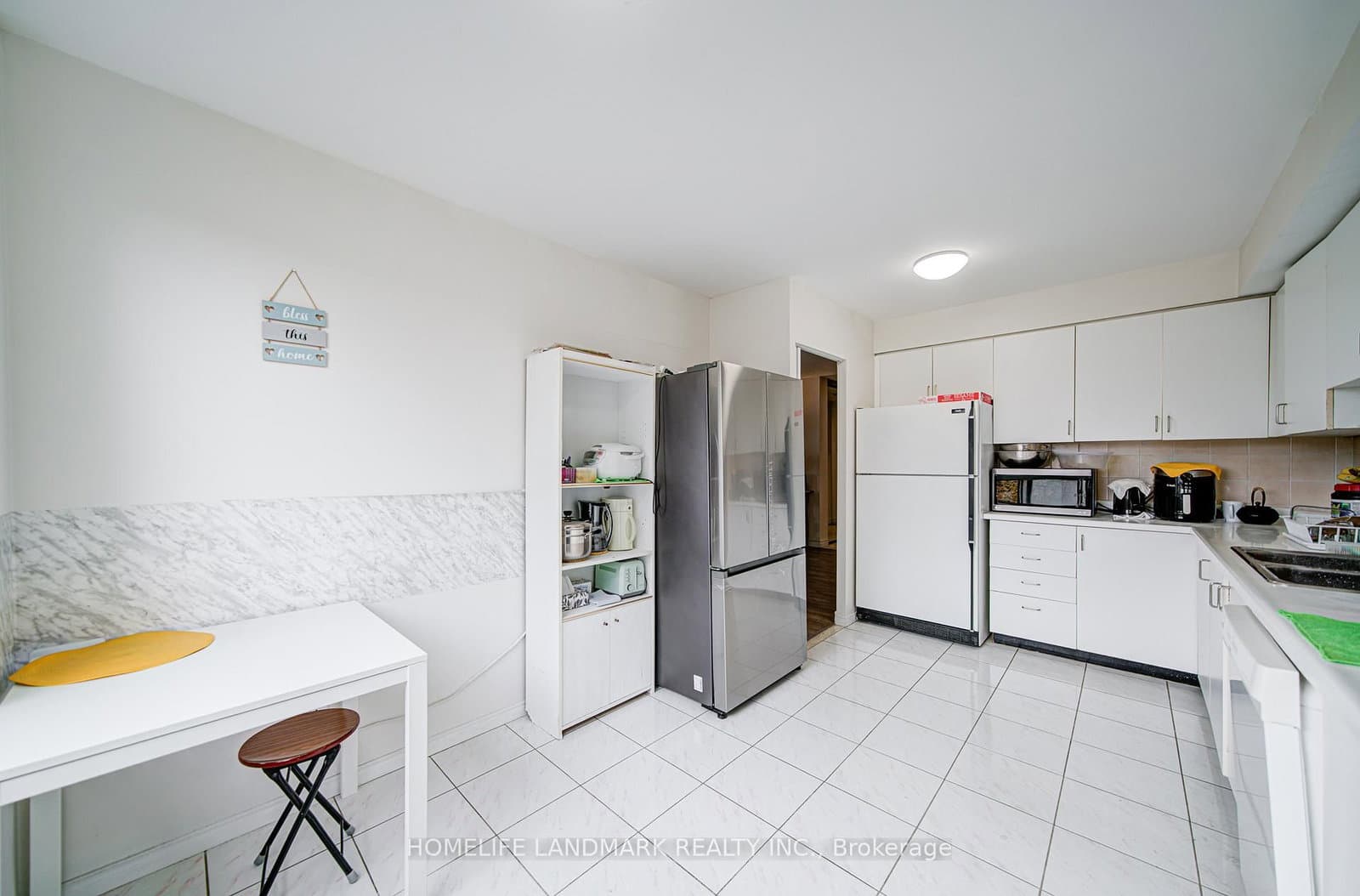 1 Reidmount Avenue, Unit 303 thumbnail 16