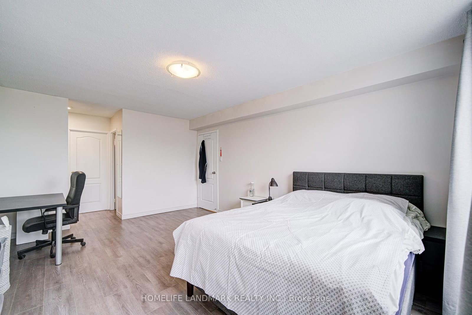 1 Reidmount Avenue, Unit 303 thumbnail 24