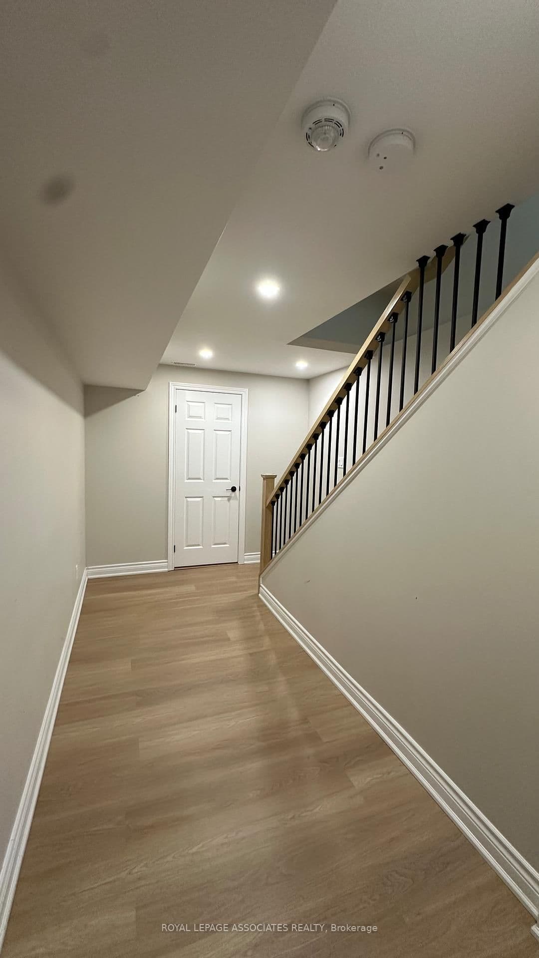 1108 Skyridge Boulevard thumbnail 3