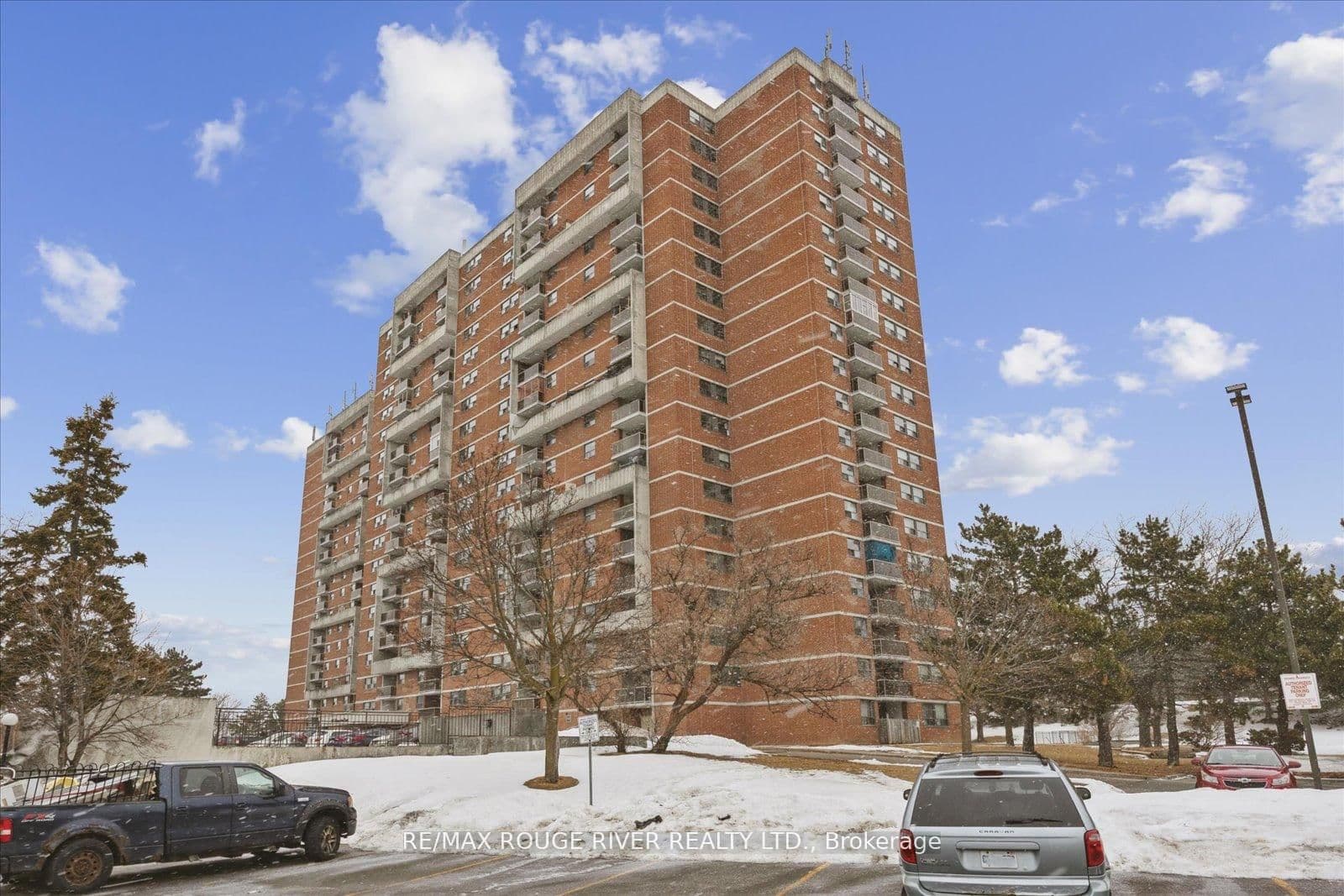 #1504 - 100 Wingarden Court