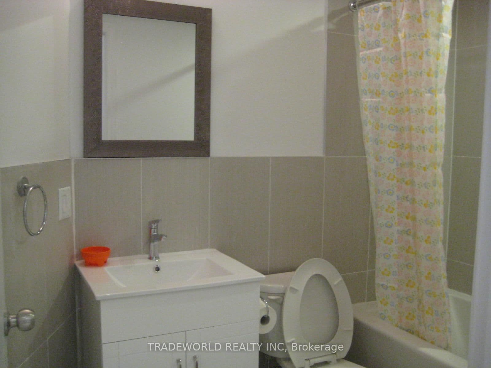765 Gerrard Street E, Unit Lower thumbnail 18