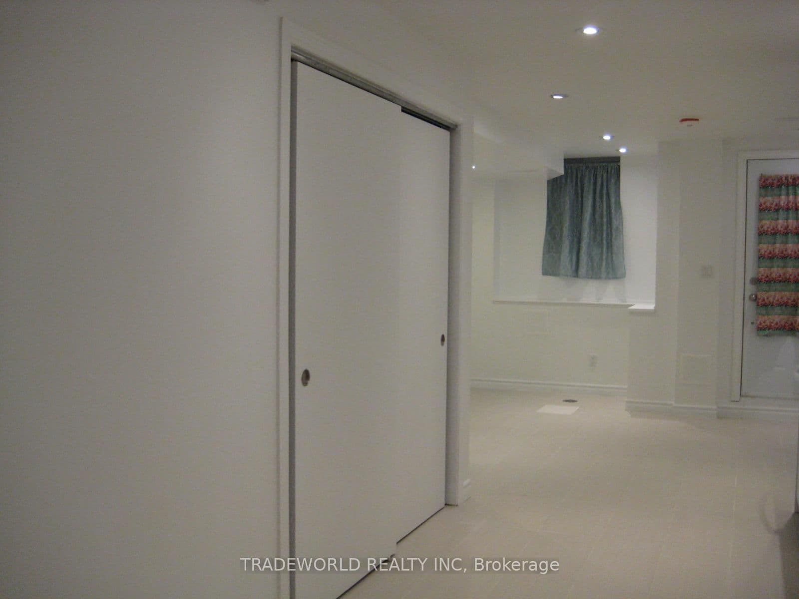 765 Gerrard Street E, Unit Lower thumbnail 2