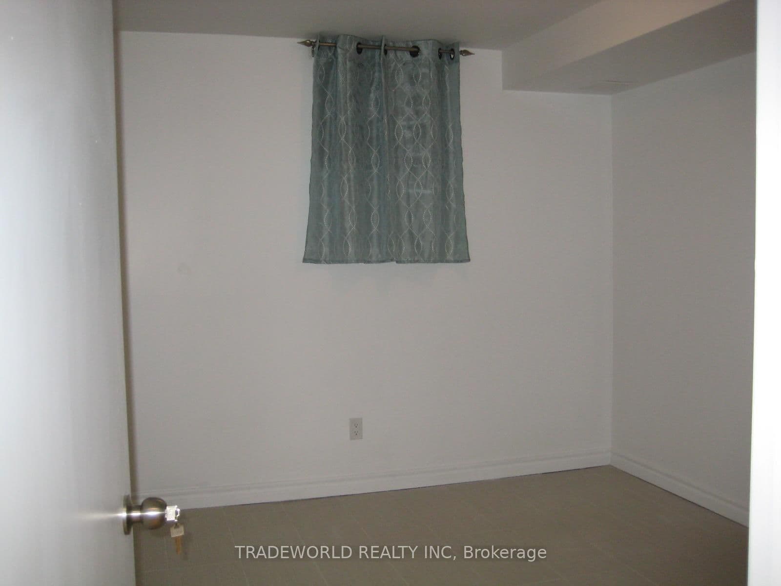 765 Gerrard Street E, Unit Lower thumbnail 9