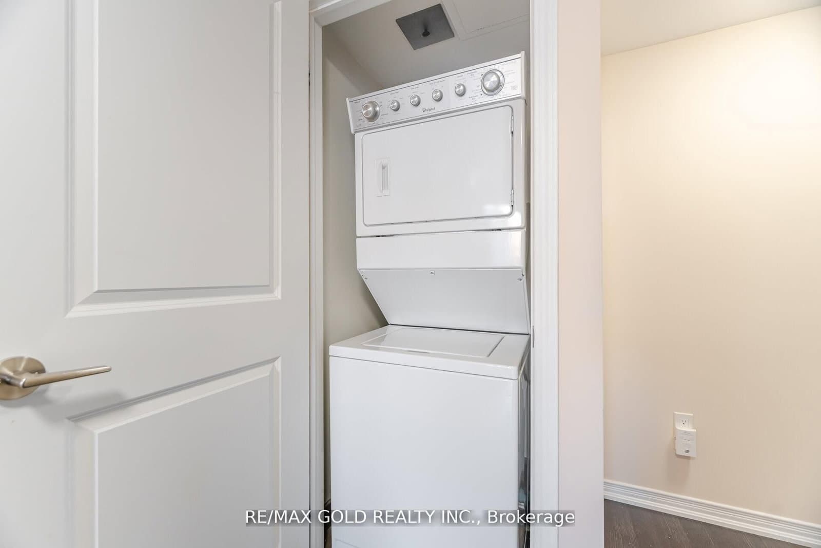 80 Orchid Place E, Unit 317 thumbnail 25