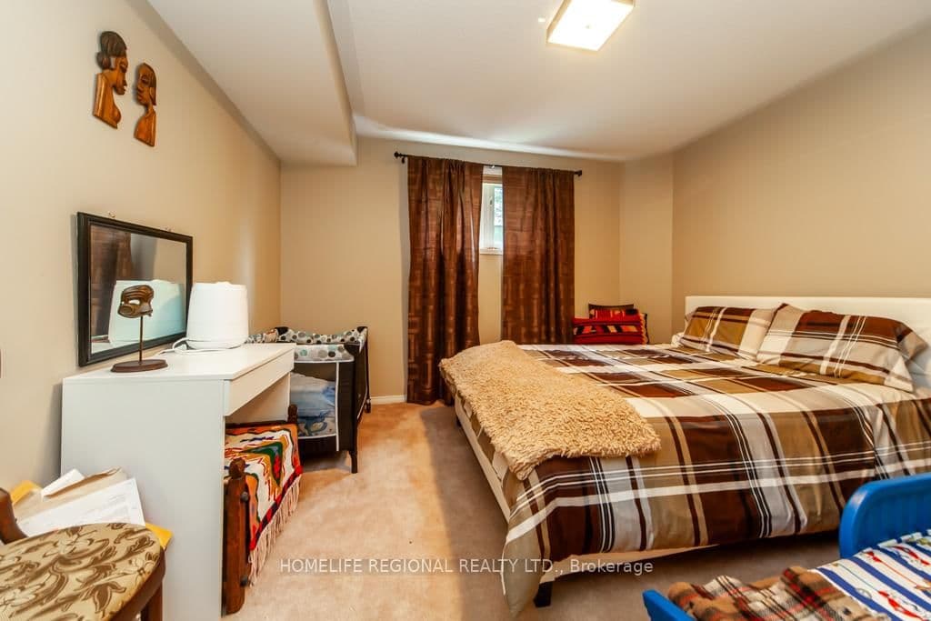 20 Rosemarie Crescent thumbnail 17