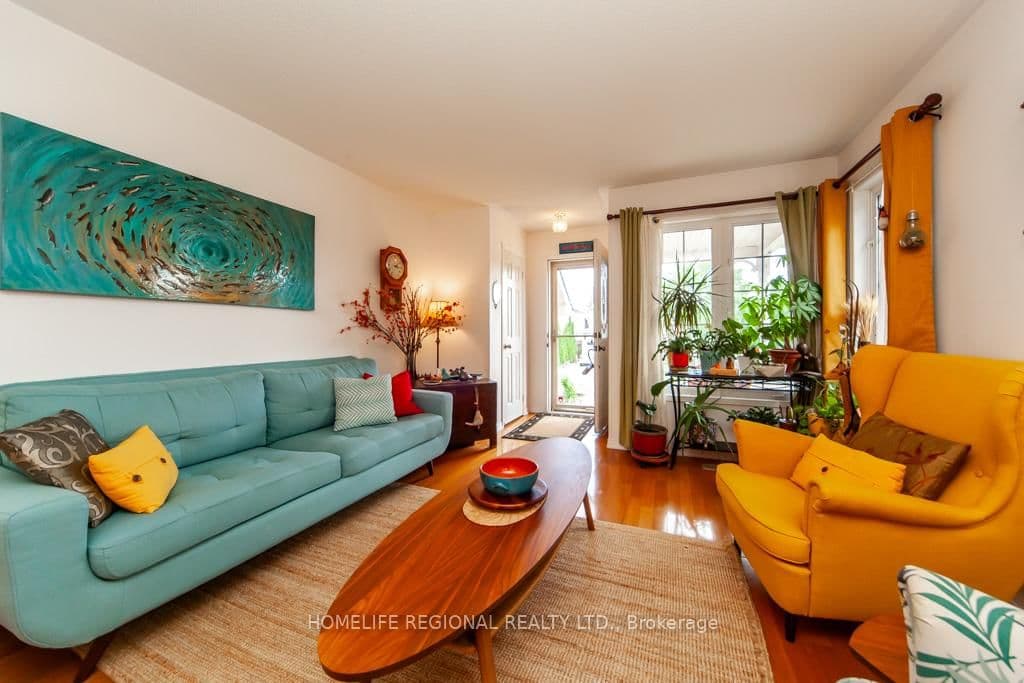 20 Rosemarie Crescent thumbnail 4
