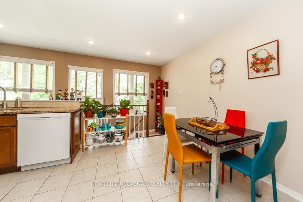 20 Rosemarie Crescent thumbnail 7