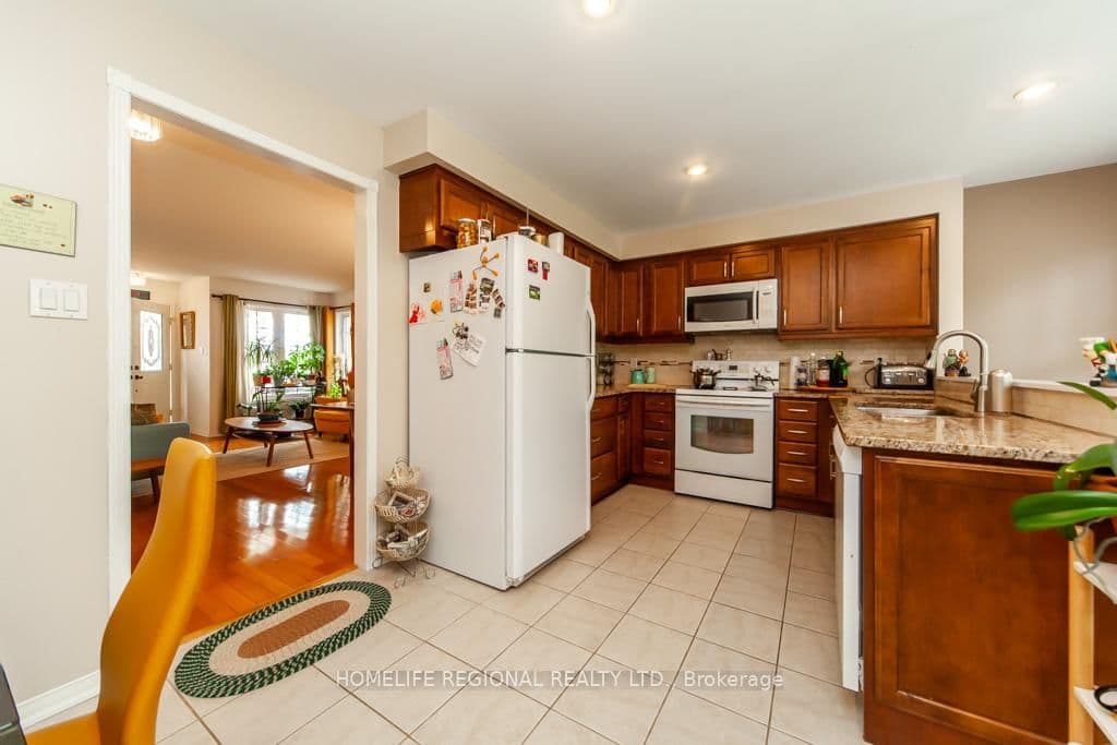20 Rosemarie Crescent thumbnail 9