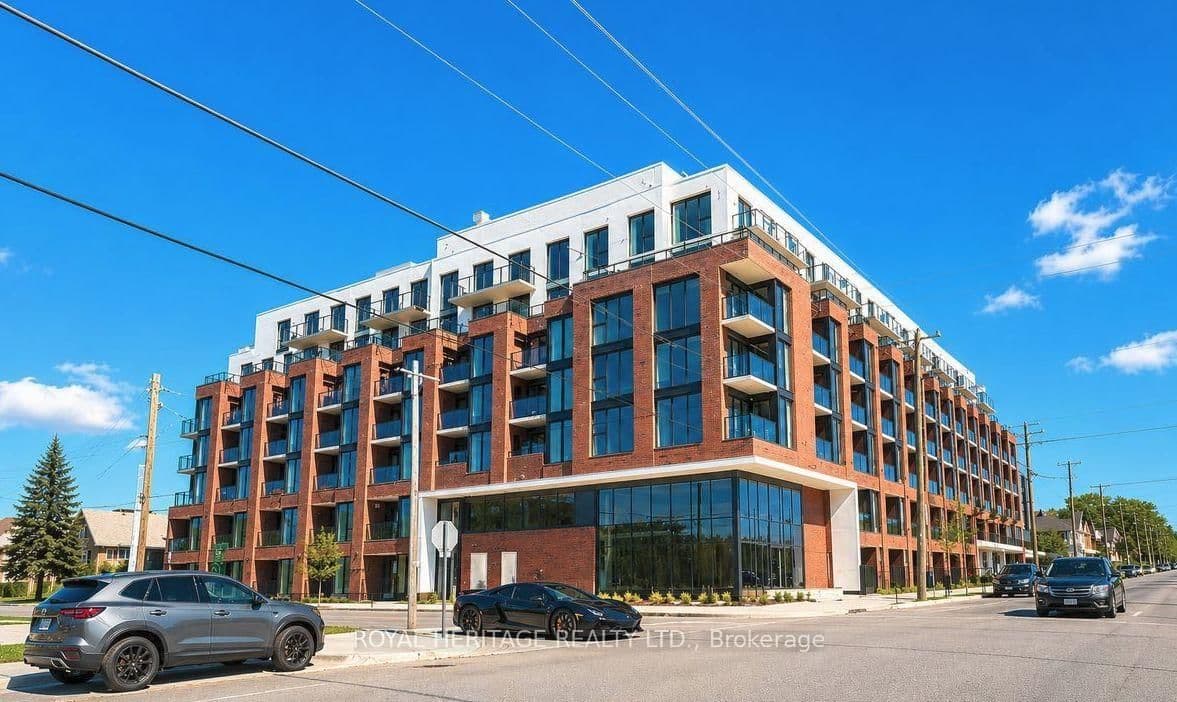 #602 - 201 Brock Street S